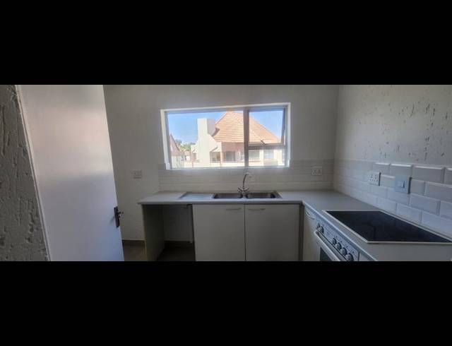 2 BEDROOM APARTMENT FOR SALE IN BEDFORD GARDENS